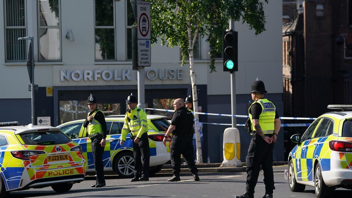 Detenido un hombre tras asesinar a tres personas en la ciudad inglesa de Nottingham