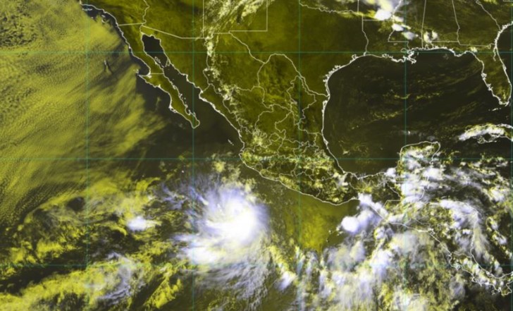 La tormenta tropical Adrián causará lluvias “muy fuertes” en el occidente de México
