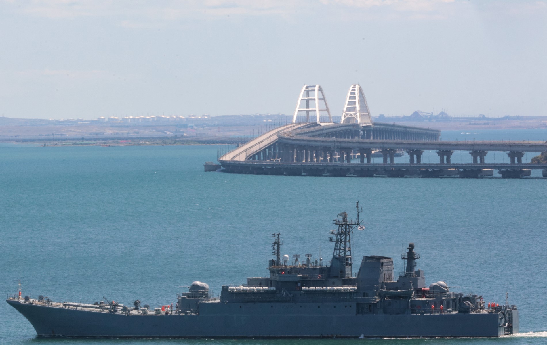 Reparar el puente de Crimea tras el último ataque costará unos 14 millones de dólares