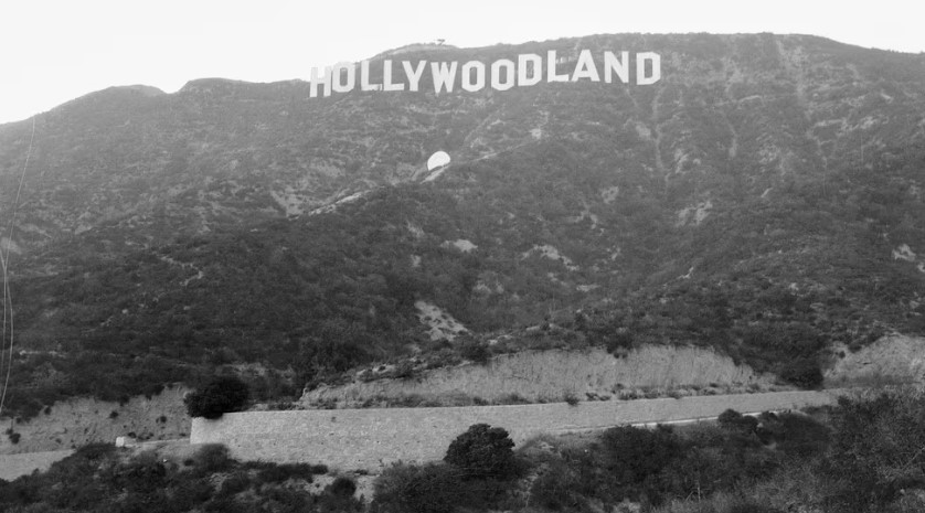 Una actriz suicida y el fantasma que ronda el lugar de su muerte: la oscura historia detrás del mítico cartel de Hollywood