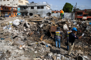 Familiares de desaparecidos tras explosión en República Dominicana piden que se agilice la búsqueda
