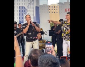 VIDEO: Omar Vizquel prendió la rumba junto al merenguero Eddy Herrera y puso a bailar a todos
