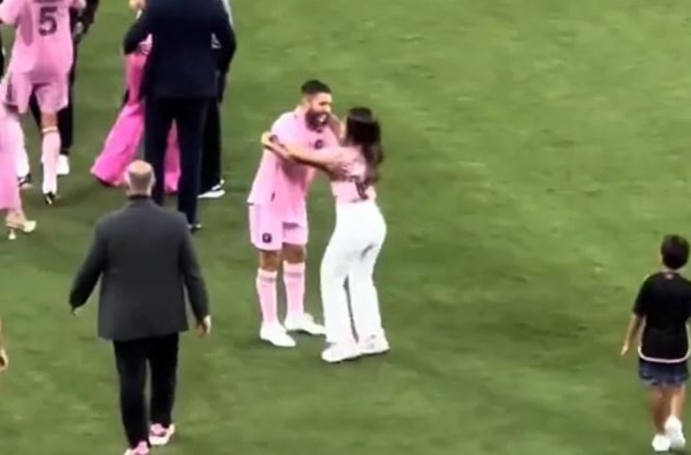 Insólito: Antonela Roccuzzo confundió a Jordi Alba con Lionel Messi y por poco todo termina MAL (VIDEO)