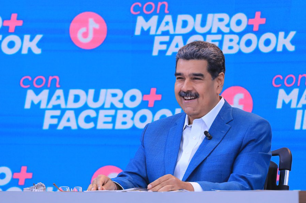 Maduro anunció cuarto satélite venezolano “made in China”, porque los otros tres ya son basura espacial