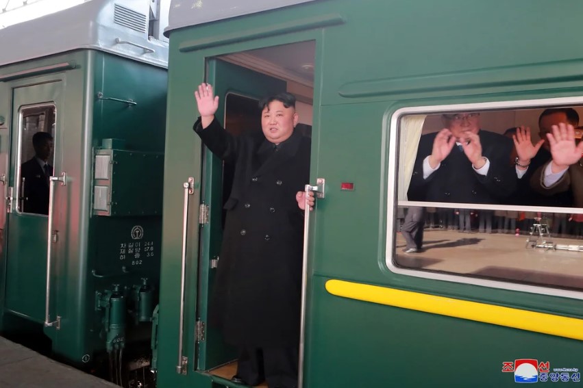 Corea del Sur cree que el tren que lleva a Kim Jong-un rumbo a Rusia ya partió desde Pyongyang