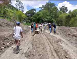 Se cansaron de esperar al chavismo y los caldereños arreglaron su propia vía en Barinas