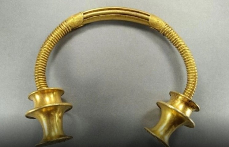 Plomero encontró de casualidad un tesoro invaluable de hace 2.500 años