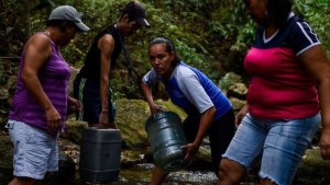 Vulneración de los derechos de la mujer socava el desarrollo y la democracia en Venezuela