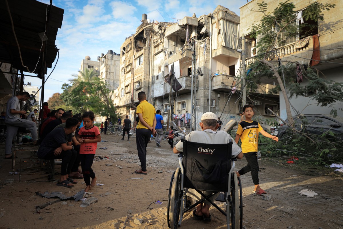 Suben a 7.703 muertos y casi 19 mil heridos las víctimas de ataques israelíes en Gaza