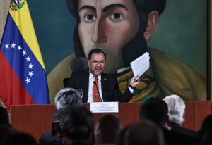 Levantamiento “definitivo y sin condiciones” de las sanciones, el sueño confesado por el chavismo