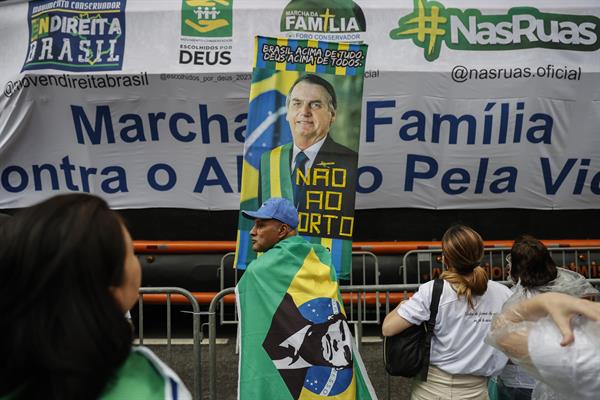 Fracasan en Brasil las multitudinarias marchas programadas contra el aborto