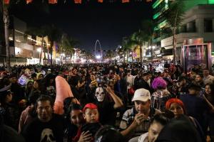 La frontera norte de México celebra un día atrapada entre el Halloween y Día de Muertos