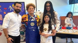 Orgullo venezolano: Niña ganó concurso de arte de la Nasa en Florida