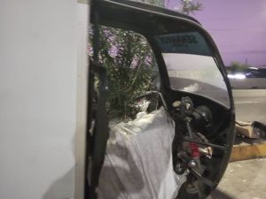 El vehículo para el traslado de cadáveres en La Guaira… se murió (FOTOS)