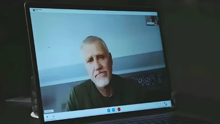 Ex soldado ruso quiere declarar en La Haya sobre los crímenes de guerra que presenció en la invasión rusa a Ucrania
