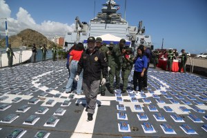 Cayeron con los kilos: Armada francesa atrapó a ocho venezolanos con 3,5 toneladas de cocaína en el Caribe