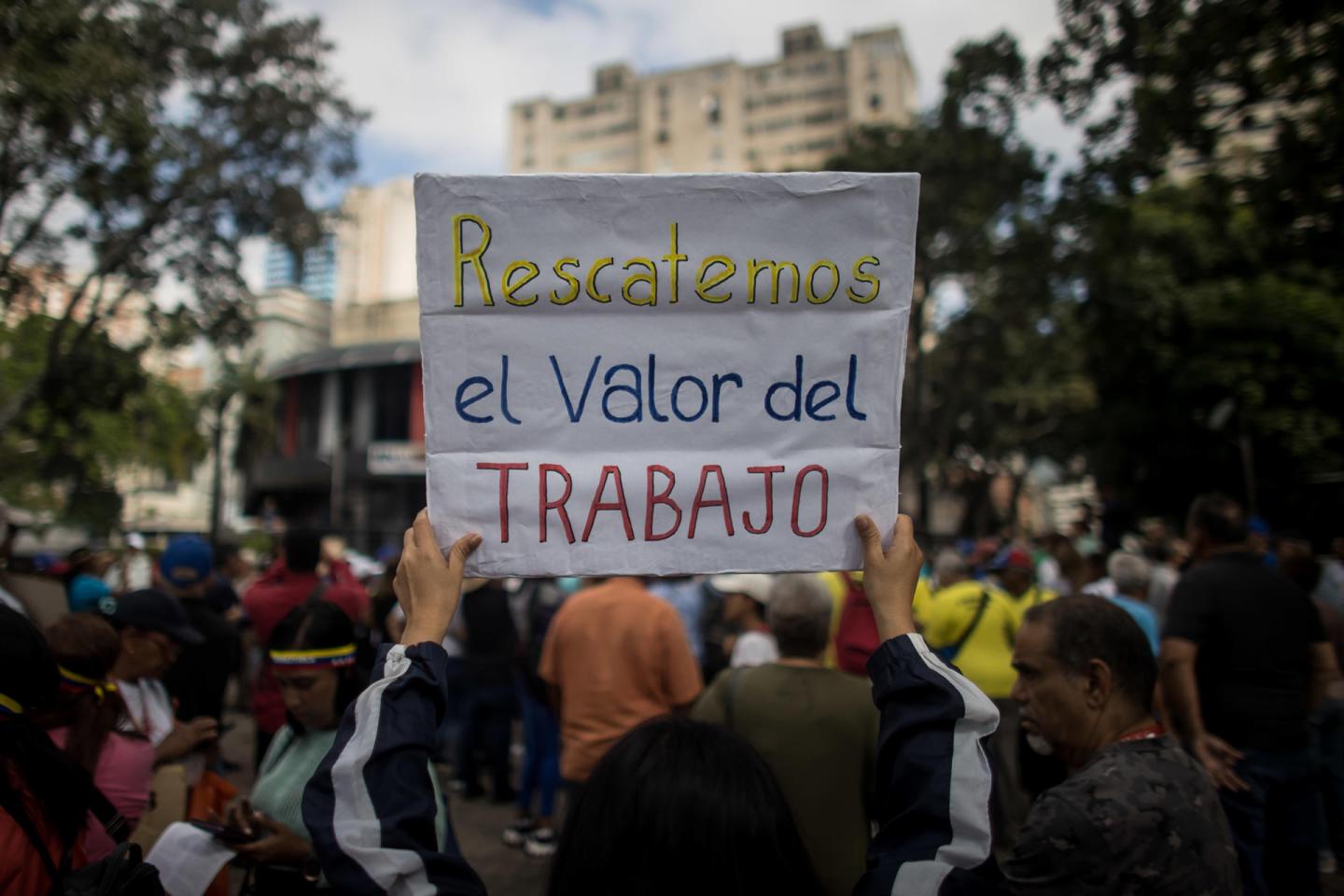 Confederación de Trabajadores de Venezuela exige salario mínimo de 200 dólares