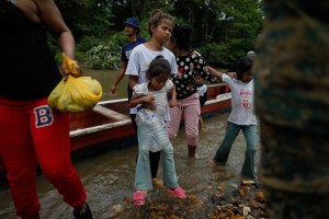Récord de migrantes: 120 mil menores cruzaron la peligrosa selva del Darién en 2023