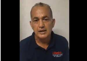 EN VIDEO: Periodista de La Guaira denuncia que funcionarios del chavismo están asediando su vivienda