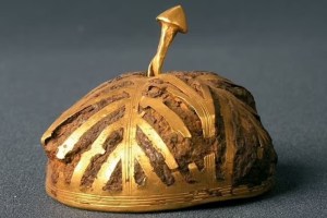 Revuelo por corona de oro de tres mil años hallada en España: estaba hecha con “metales alienígenas”