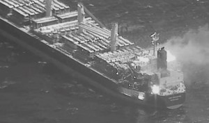 Ataque contra un buque granelero frente a las costas de Yemen dejó tres muertos