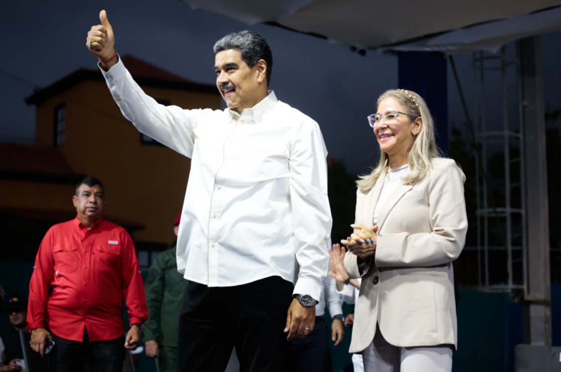 Nicolás Maduro reveló una FOTO que tenía guardada de hace añales con “Cilita” irreconocible