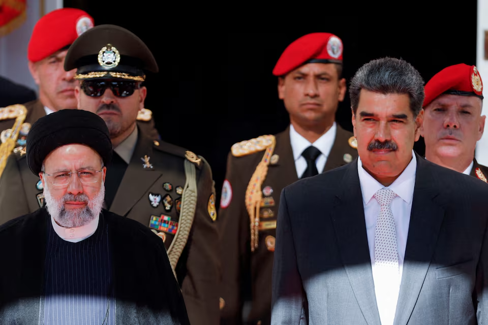 Reuters: El chavismo se apresura a mejorar relaciones con Irán ante el regreso de sanciones de EEUU