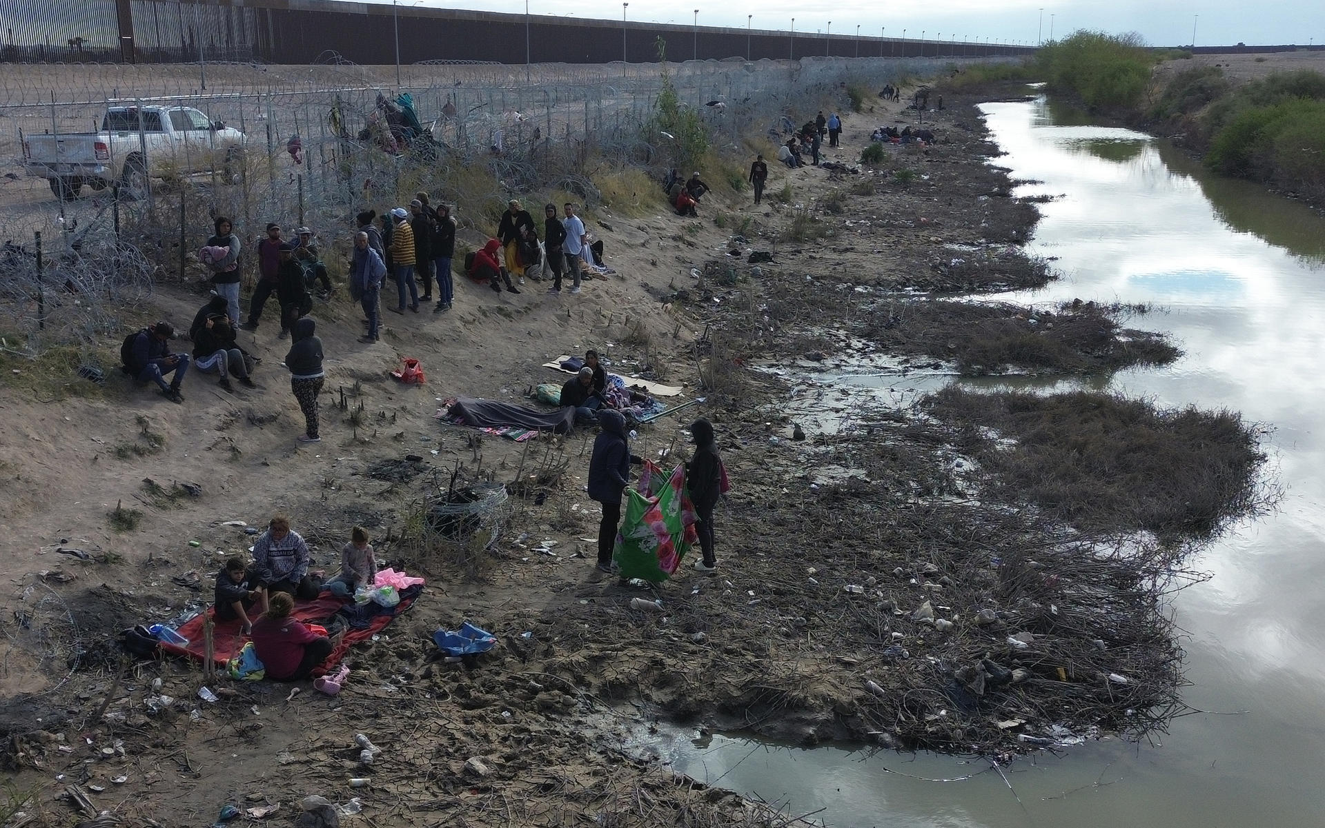 Bebé migrante estuvo cerca de morir deshidratada en la frontera de México y EEUU