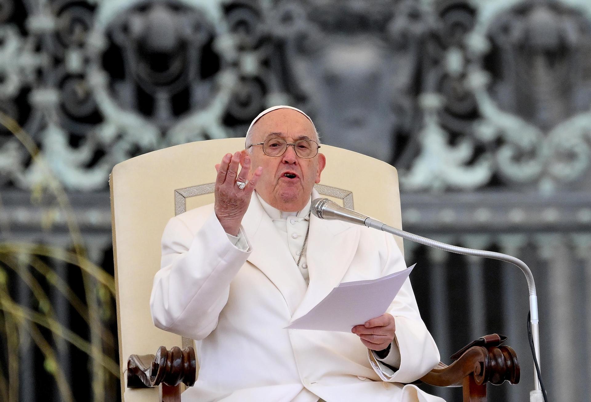 El papa Francisco señaló que la libertad de prensa es fundamental para informar de manera no ideológica