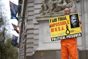 Wikileaks pide una “solución política” para liberar a Julian Assange