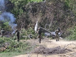 Destruyen narco-avioneta en una pista clandestina en Zulia