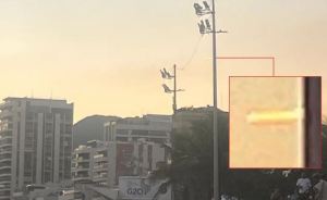 ¿Ovni?, pareja venezolana captó extraño objeto en playa de Río de Janeiro (Fotos)