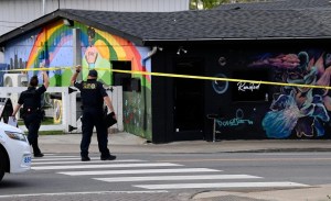 Pánico en Nashville: Tirador abrió fuego dentro de un restaurante concurrido y mató a una persona