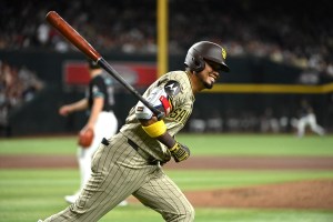 San Diego ya ama a Luis Arráez: el venezolano se destapó con el madero en su primer juego con los Padres