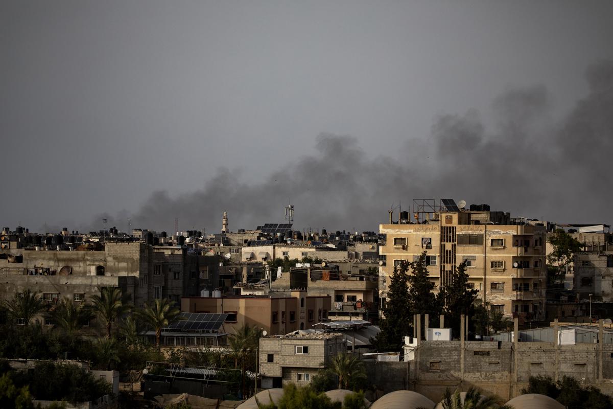 Israel ataca edificio de la Universidad Islámica en Gaza usado por Hamás como base militar