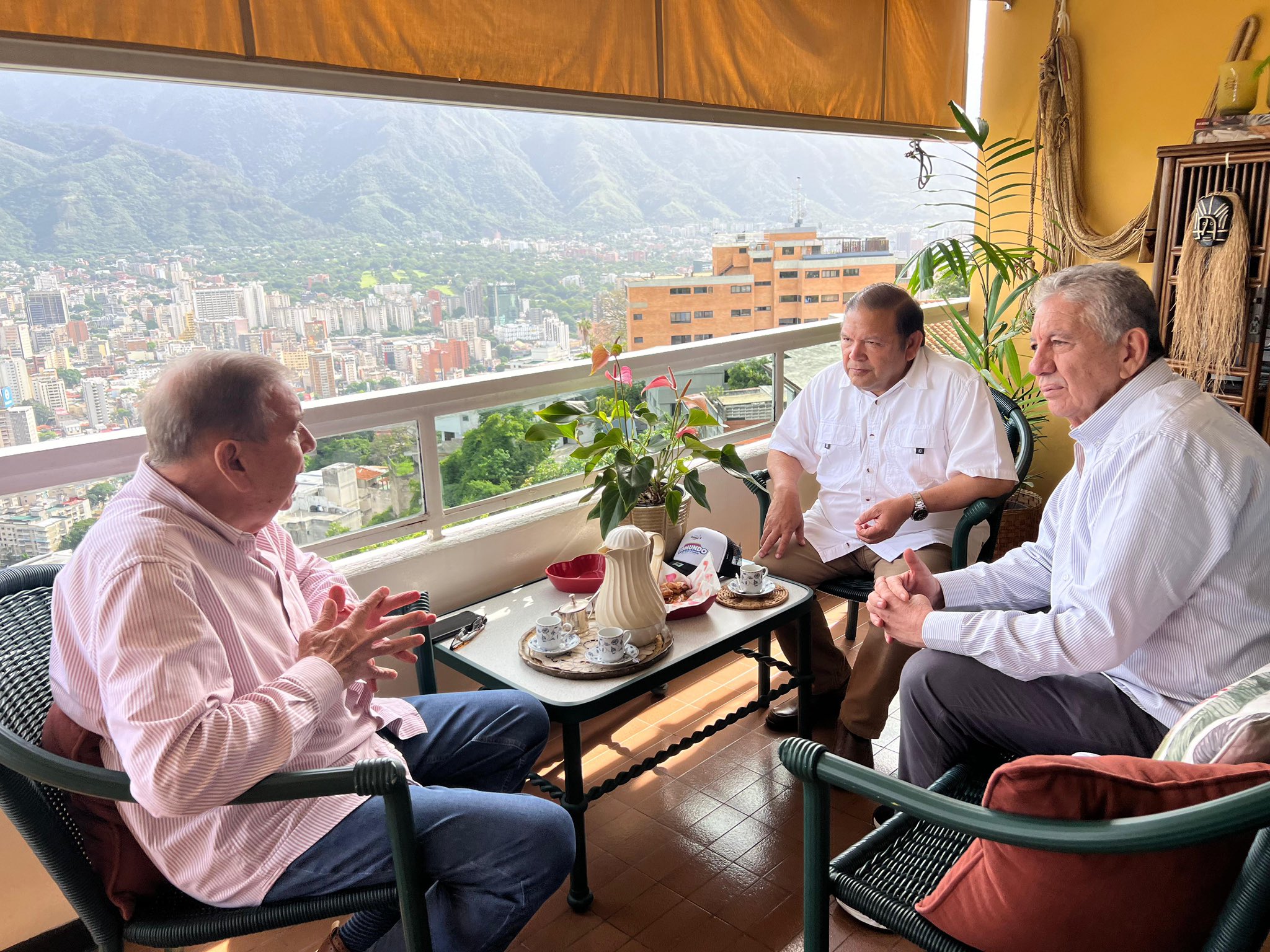 “El #28Jul seremos libres”: Edmundo González sostuvo una reunión con Alfredo Ramos y Andrés Velásquez