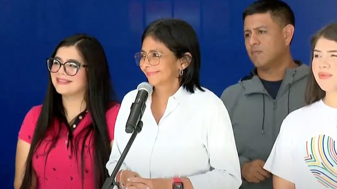 “Que no se coman la luz”: La amenaza que lanzó Delcy Eloína en el simulacro electoral