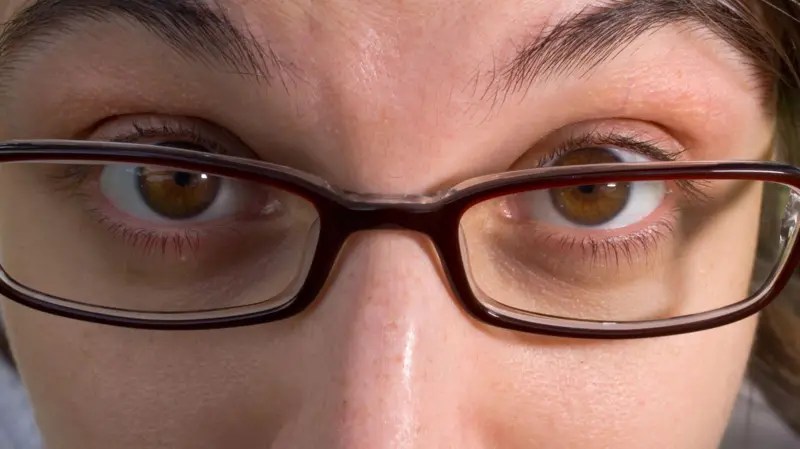Yoga ocular: ¿pueden realmente los ejercicios para los ojos evitar o demorar el uso de lentes?